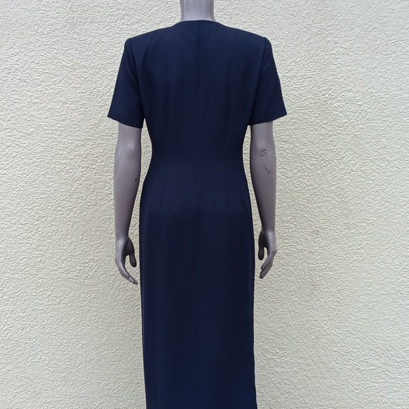 ULTRA DRESS NY FORMAL MAXI LENGTH SPECIAL OCCASION DRESS (INDONESIA) - Picture 15 of 17